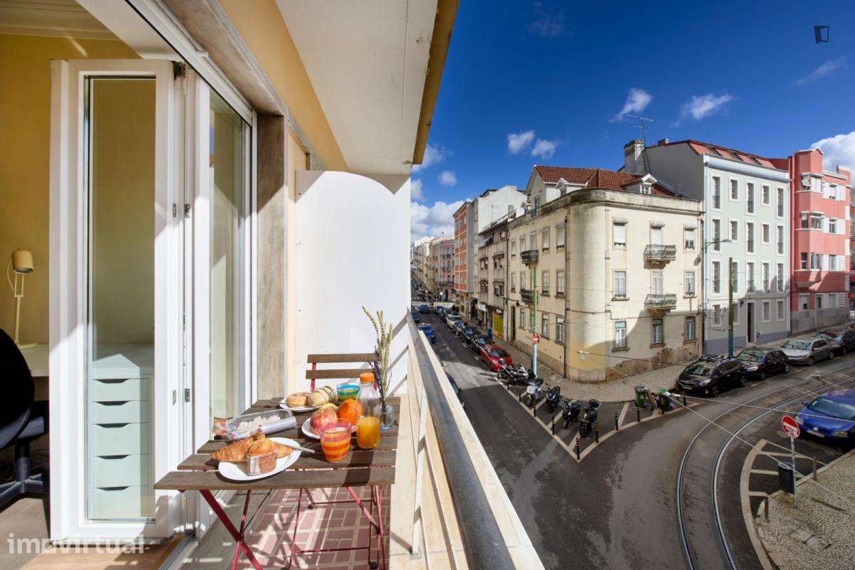 Quarto - localizado em Anjos Lisbon - Grande imagem: 5/17