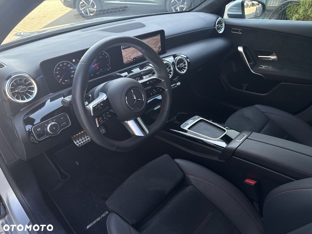 Mercedes-Benz Klasa A 200 AMG Line 7G-DCT - 13