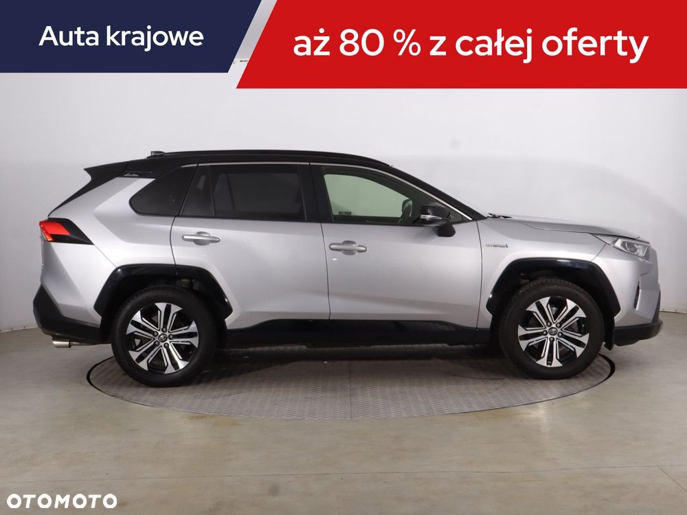 Toyota RAV4 - 8