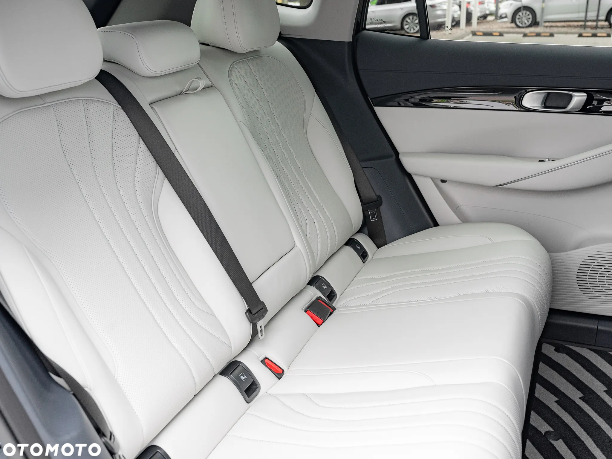 Geely EX5 - 16