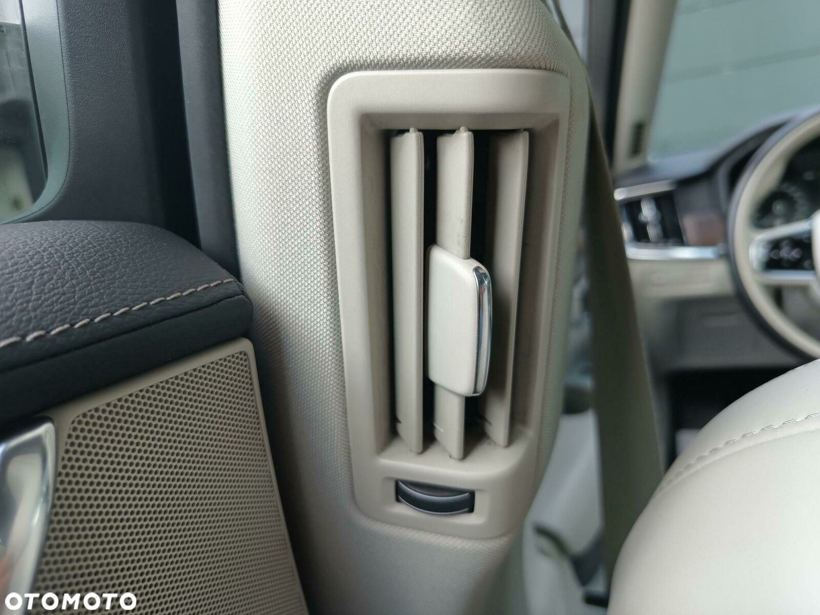 Volvo S90 - 19