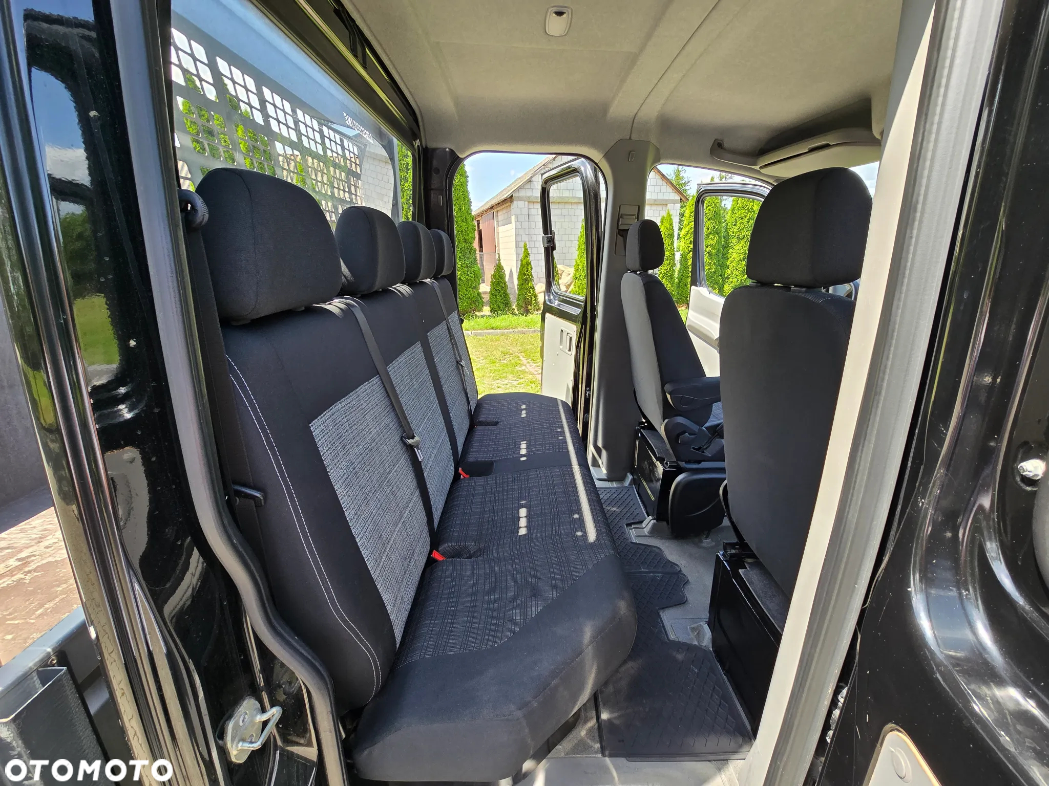 Mercedes-Benz Sprinter - 17