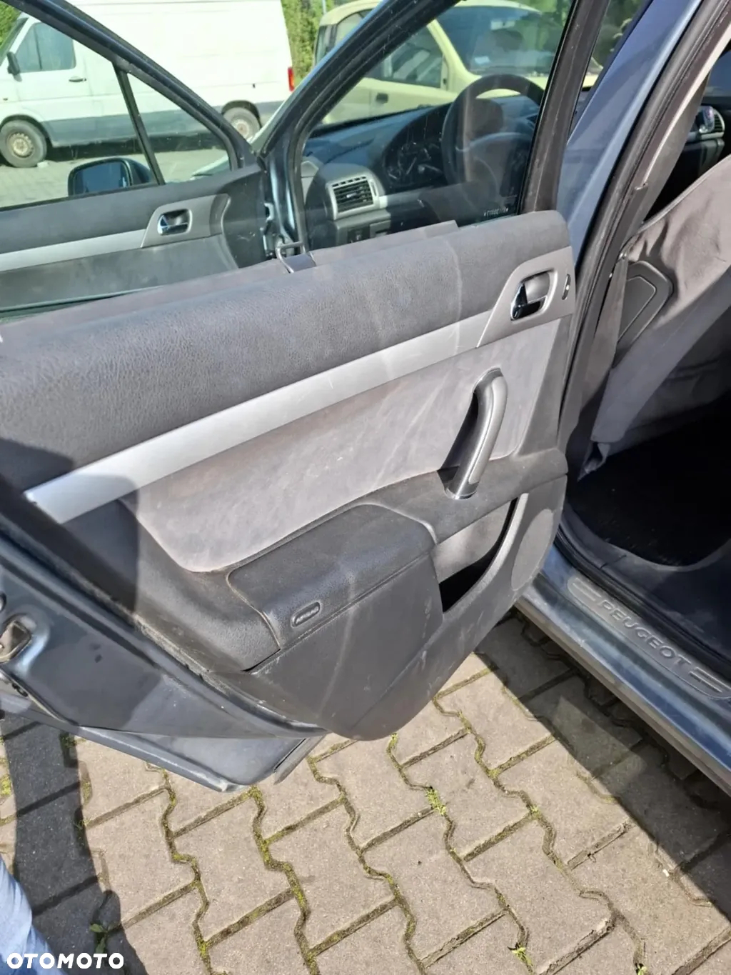 Peugeot 407SW - 10