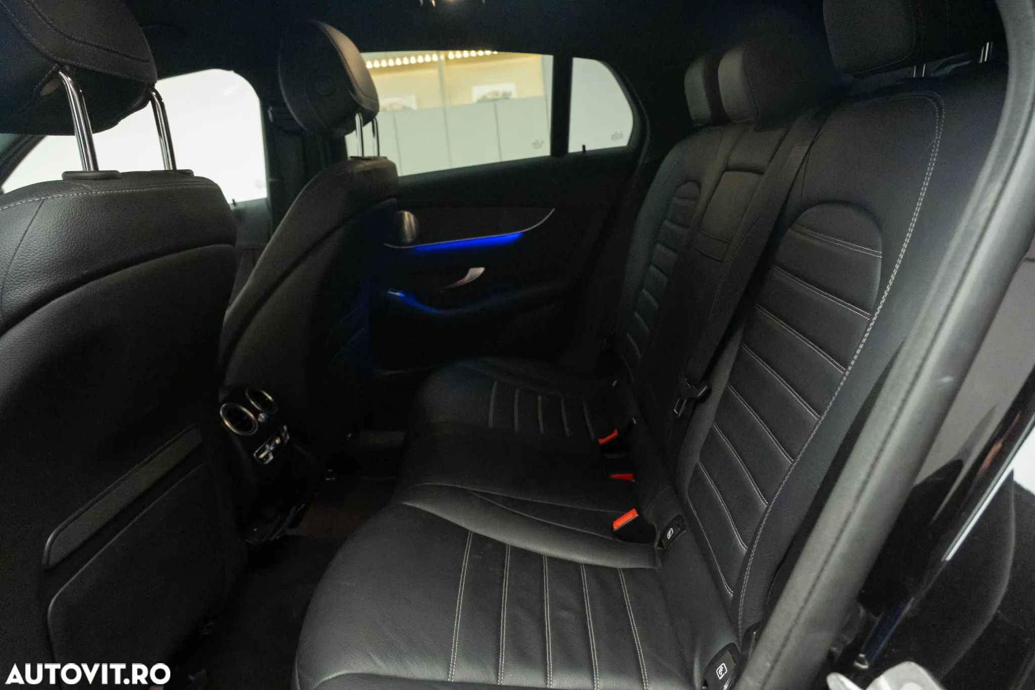 Mercedes-Benz GLC 300 e 4MATIC - 20