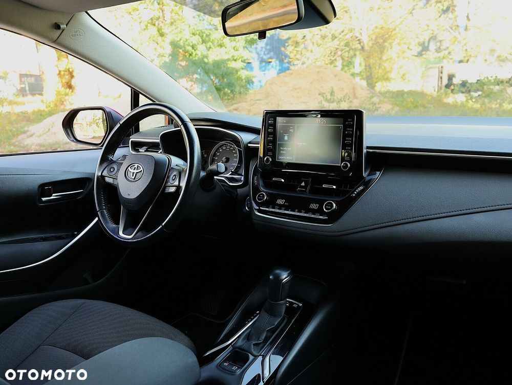Toyota Corolla 1.8 Hybrid Comfort - 19