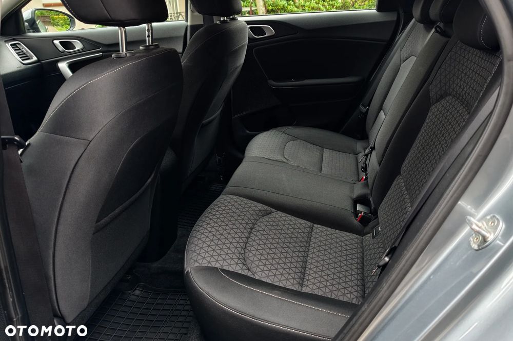 Kia Ceed 1.5 T-GDI M DCT - 16
