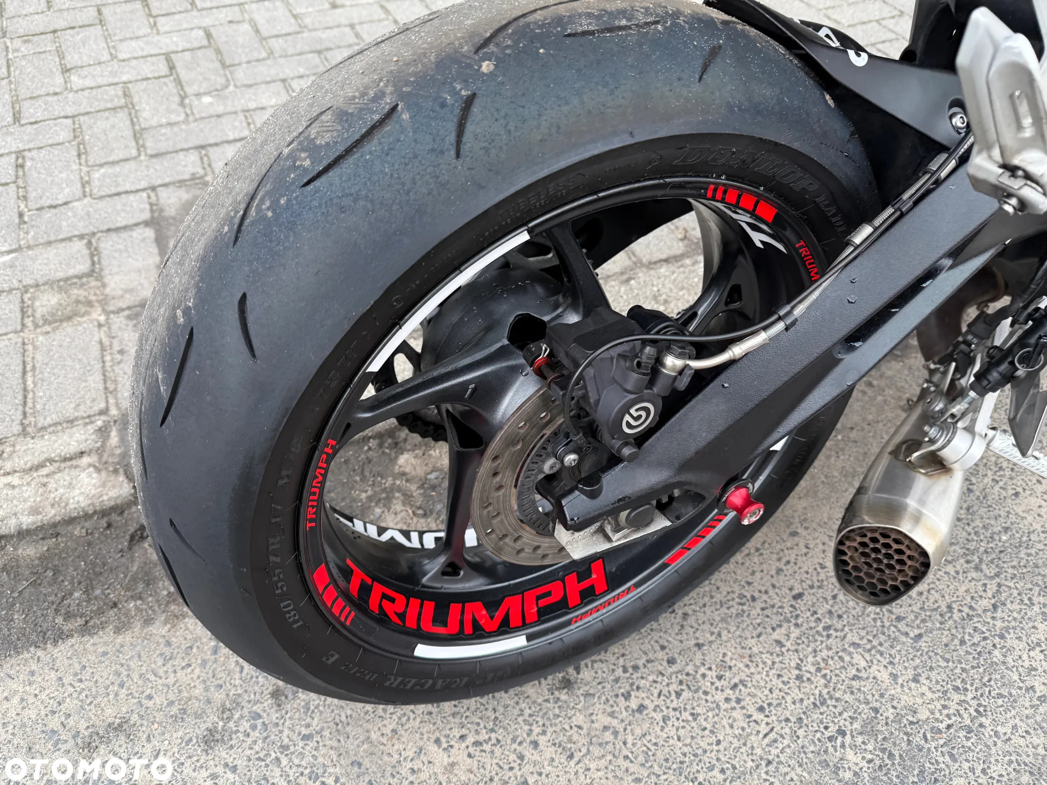 Triumph Street Triple - 26
