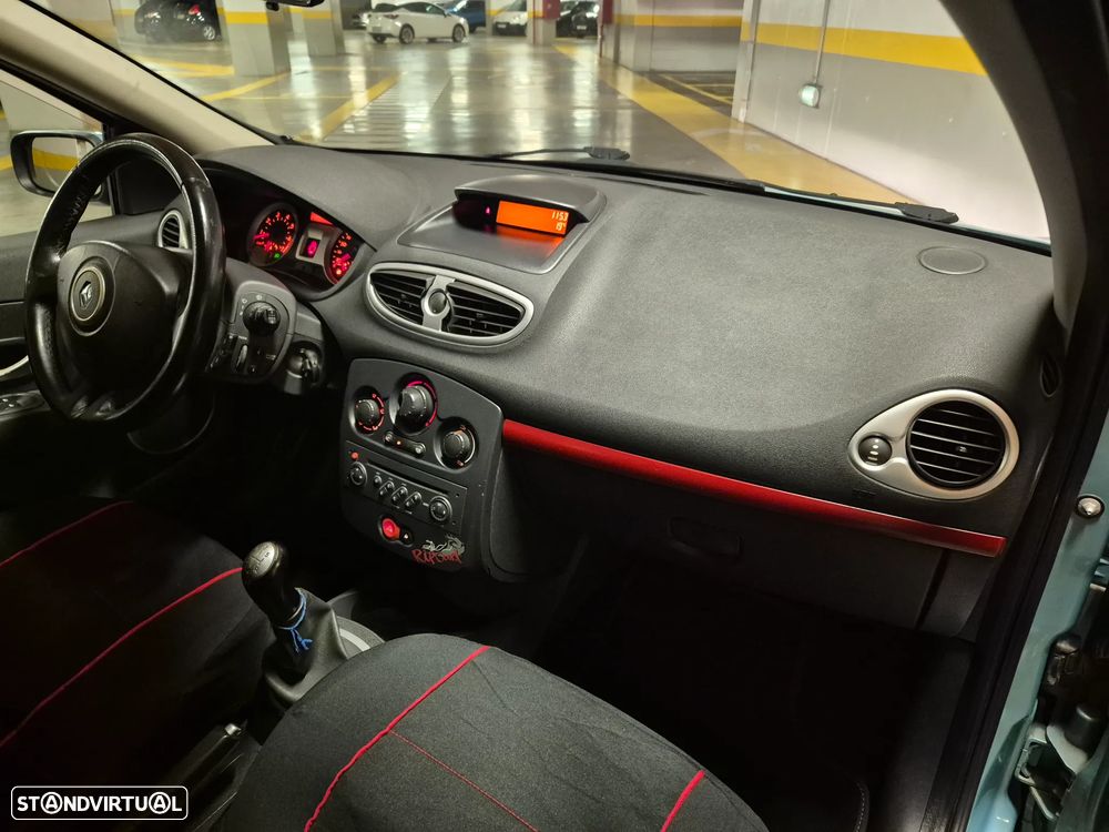 Renault Clio 1.2 16V Rip Curl - 26