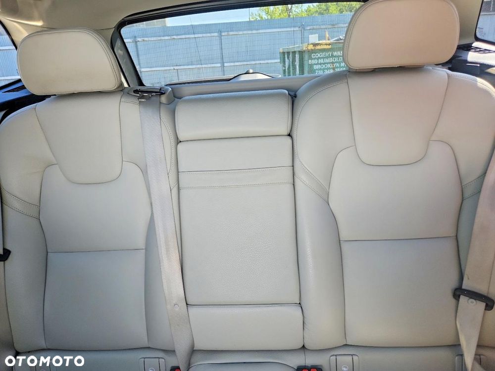 Volvo XC 60 - 10