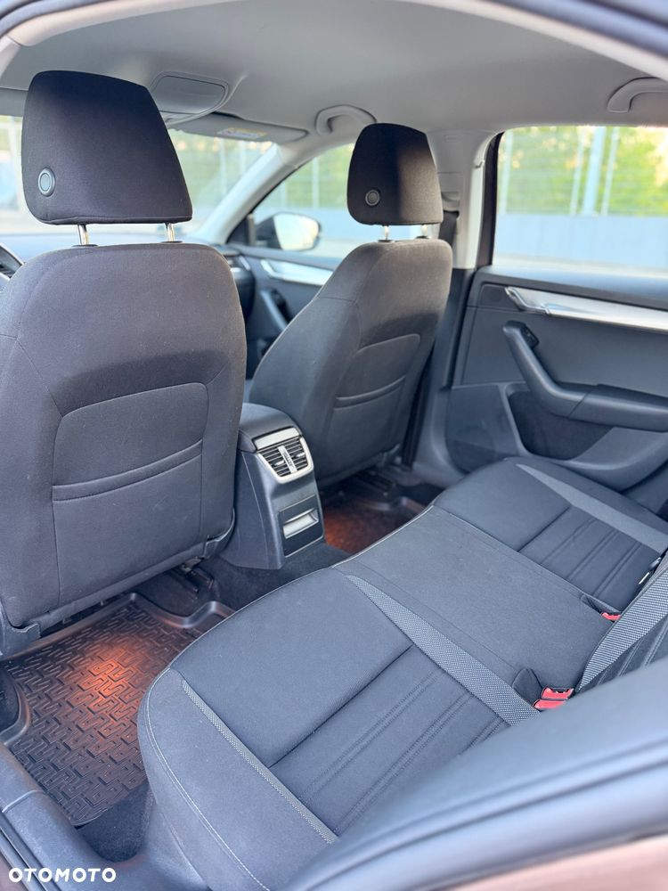 Skoda Octavia 1.5 TSI ACT Active - 14