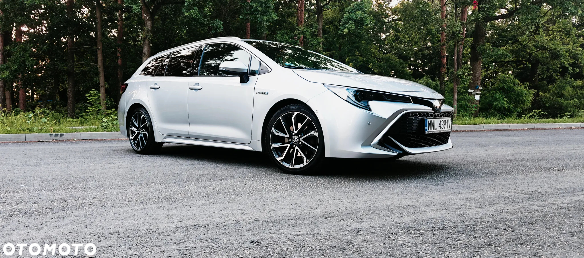 Toyota Corolla 2.0 Hybrid Executive - 2