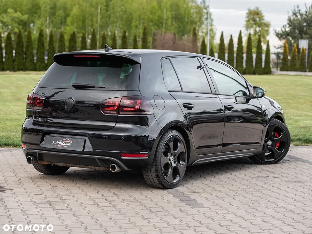Volkswagen Golf 2.0 GTI - 11