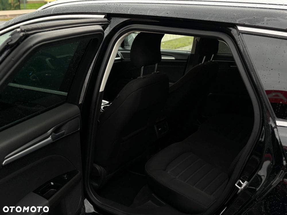 Ford Mondeo - 11