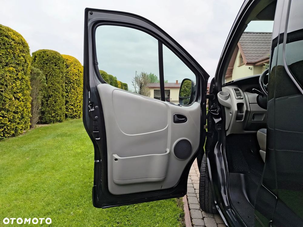 Renault Trafic L1H1 Passenger Lux - 11