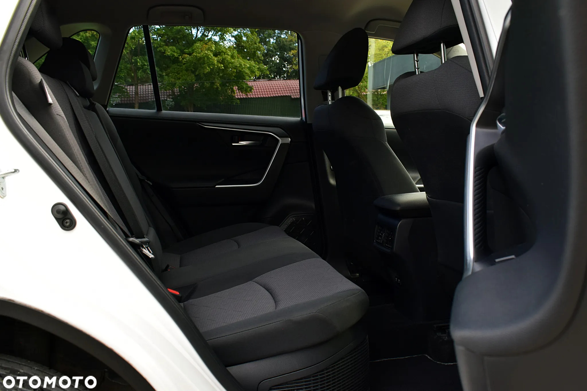 Toyota RAV4 2.5 Hybrid Comfort 4x4 - 7