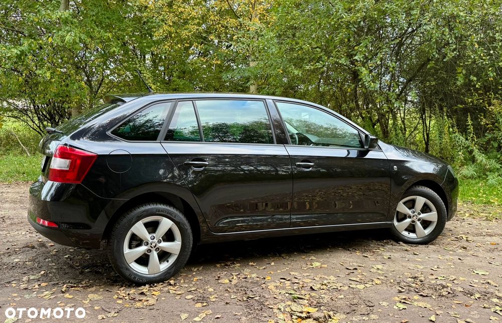 Skoda RAPID 1.6 TDI DSG Edition - 20