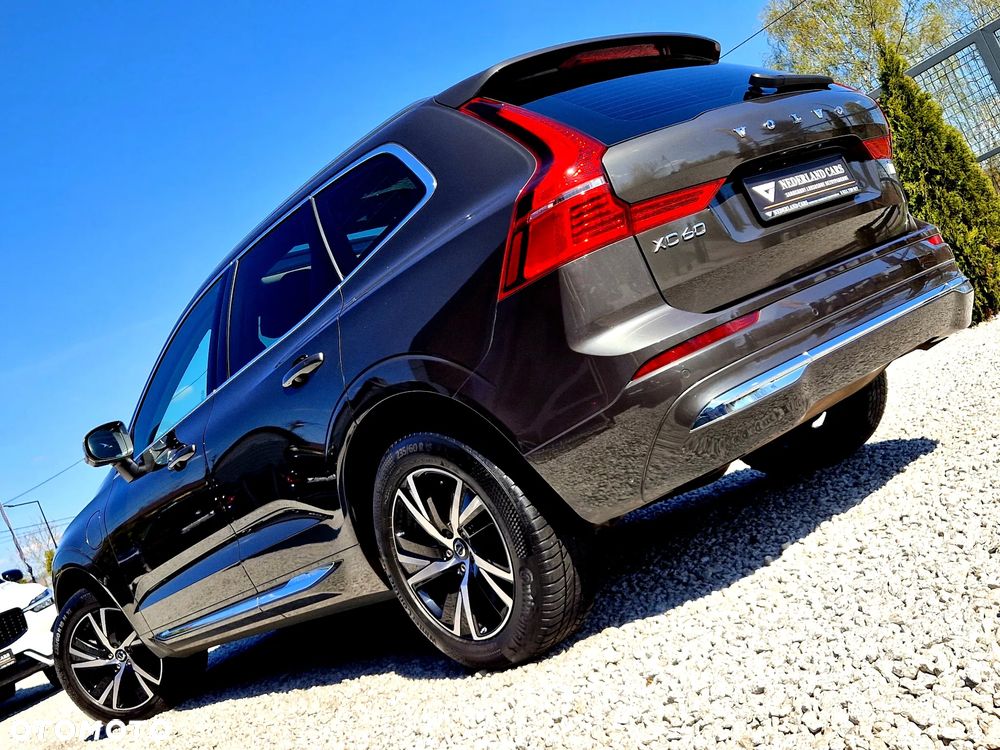 Volvo XC 60 T6 AWD Plug-In Hybrid Inscription Expression - 36