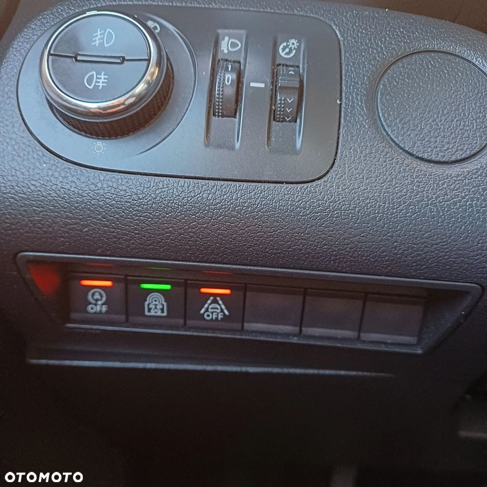 Opel Combo 1.5 CDTI Elite S&S - 8