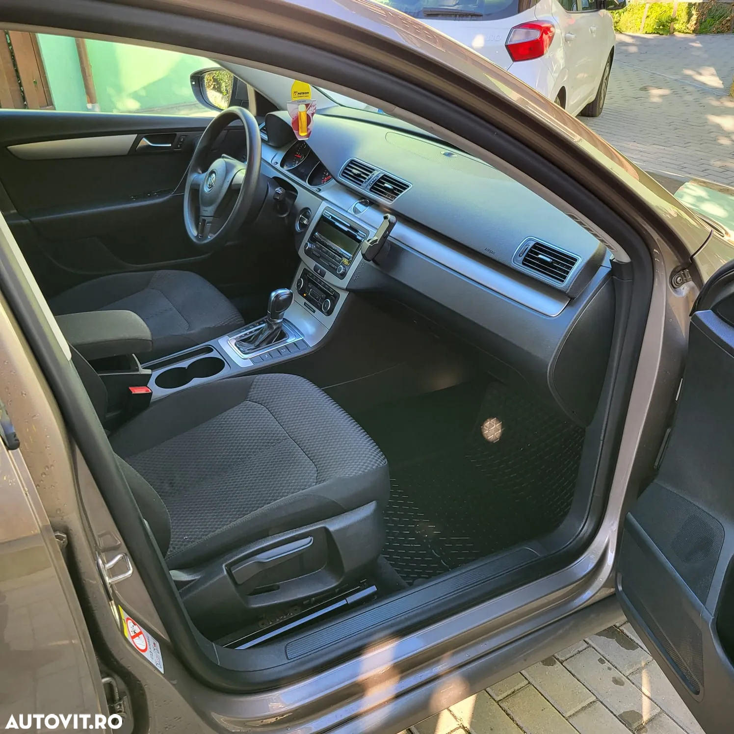 Volkswagen Passat 2.0 TDI (BlueMotion Technology) DSG Comfortline - 10