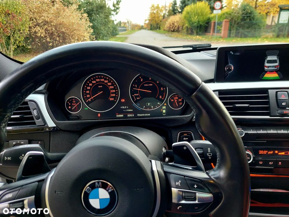 BMW Seria 3 335d xDrive Edition M Sport Shadow - 24