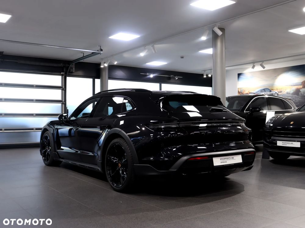 Porsche Taycan 105kWh 4 Performance Plus - 3