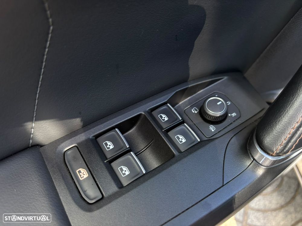 Cupra Formentor 1.4 e-Hybrid DSG Priority - 16