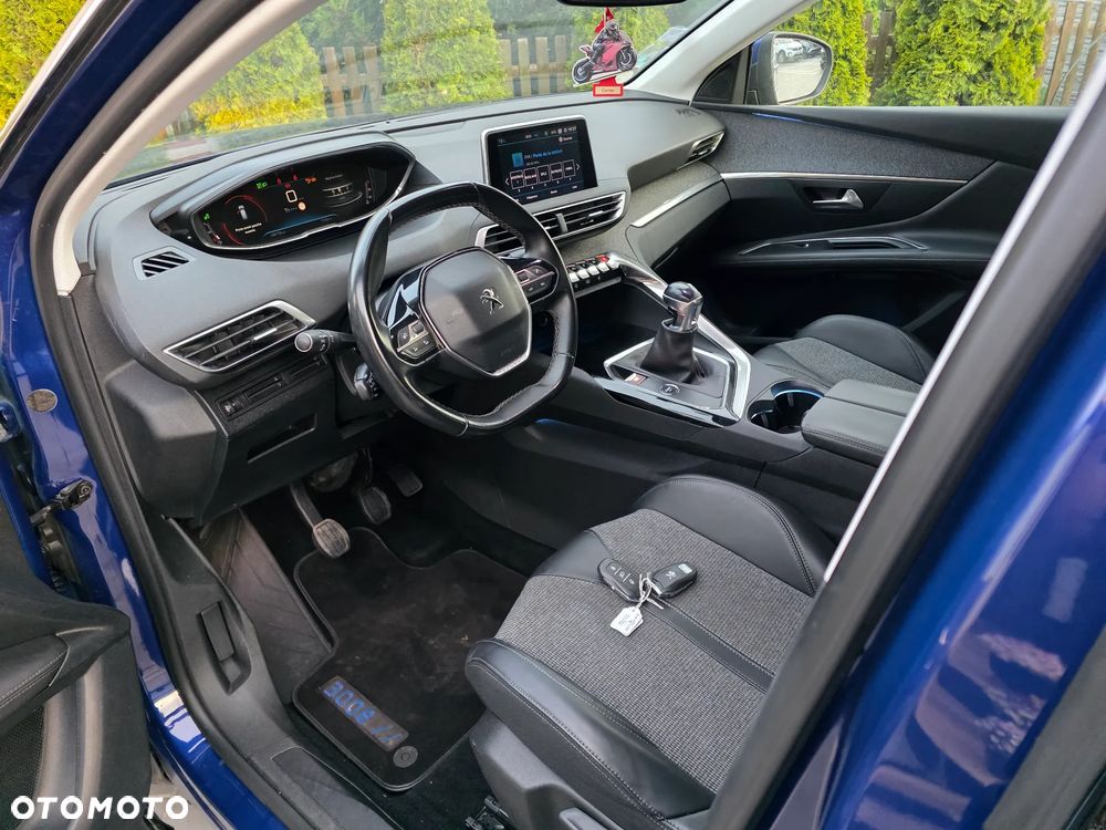 Peugeot 3008 - 22