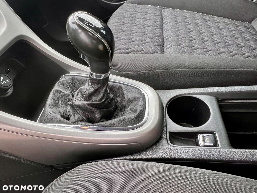 Opel Astra 1.4 Turbo Active - 10