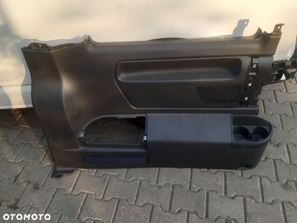 Tapicerka wnętrza lewa tył vw t5 t6 california - 1