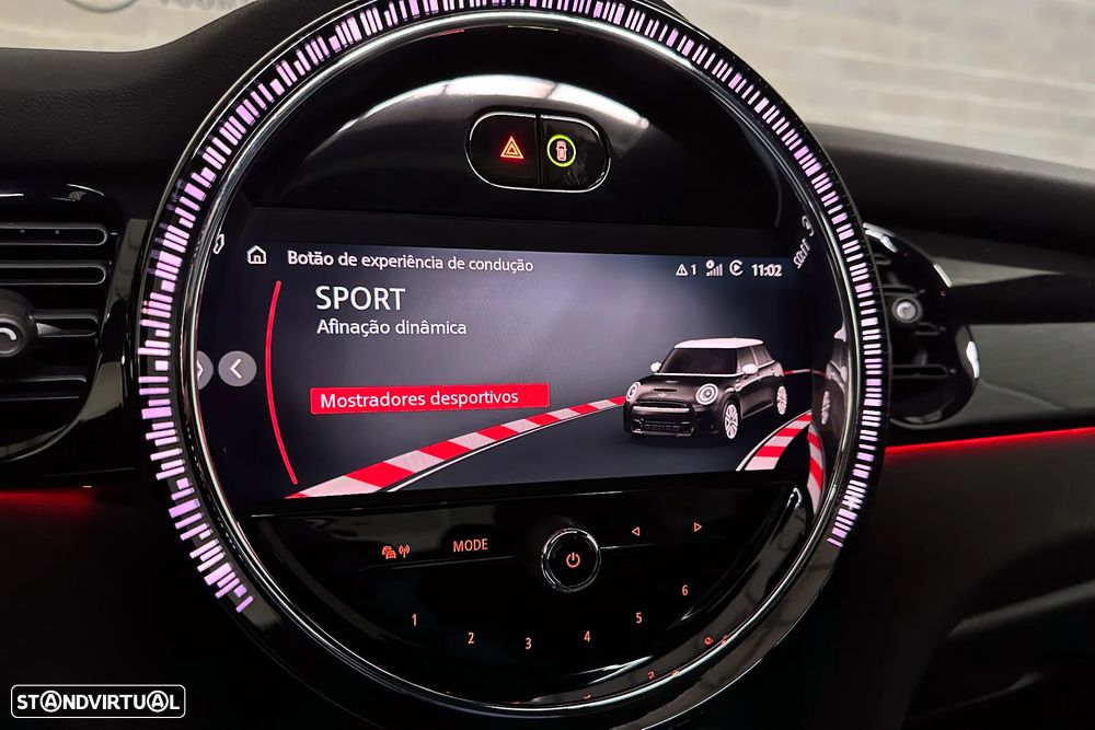 MINI 5 Portas Cooper S Premium JCW Auto - 38