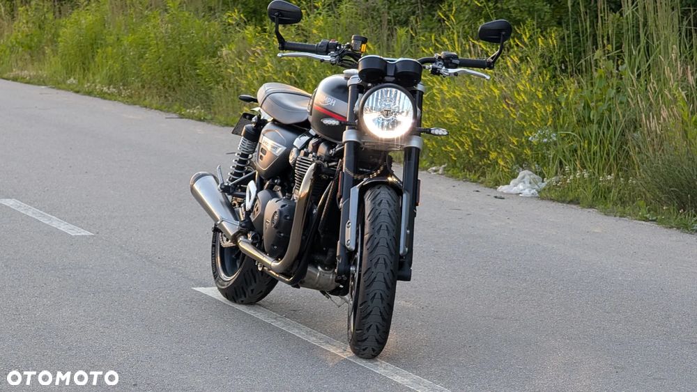 Triumph Speed Twin - 8