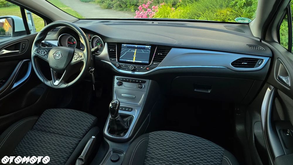 Opel Astra - 12