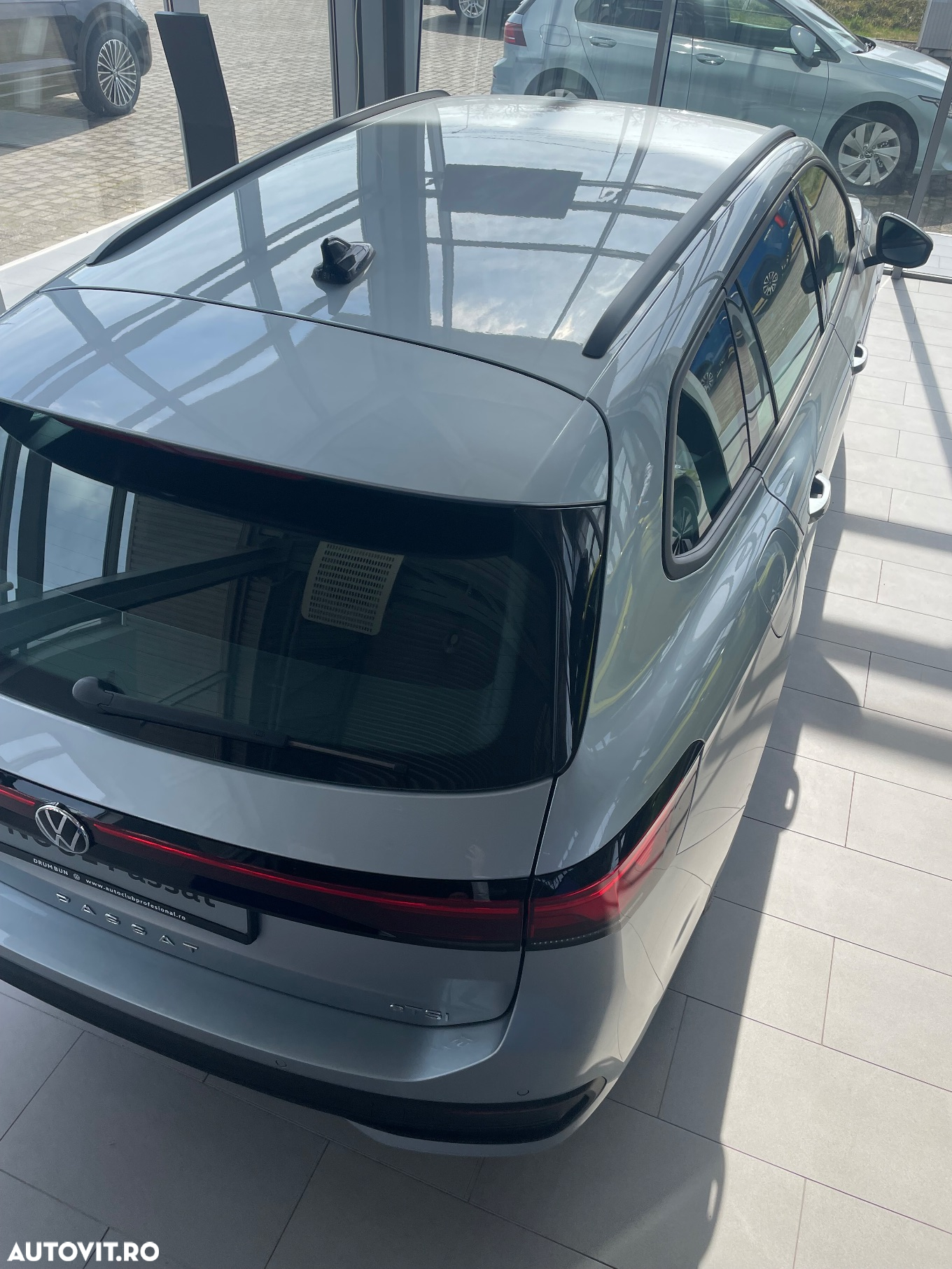 Volkswagen Passat Variant 1.5 TSI ACT OPF DSG Comfortline - 14