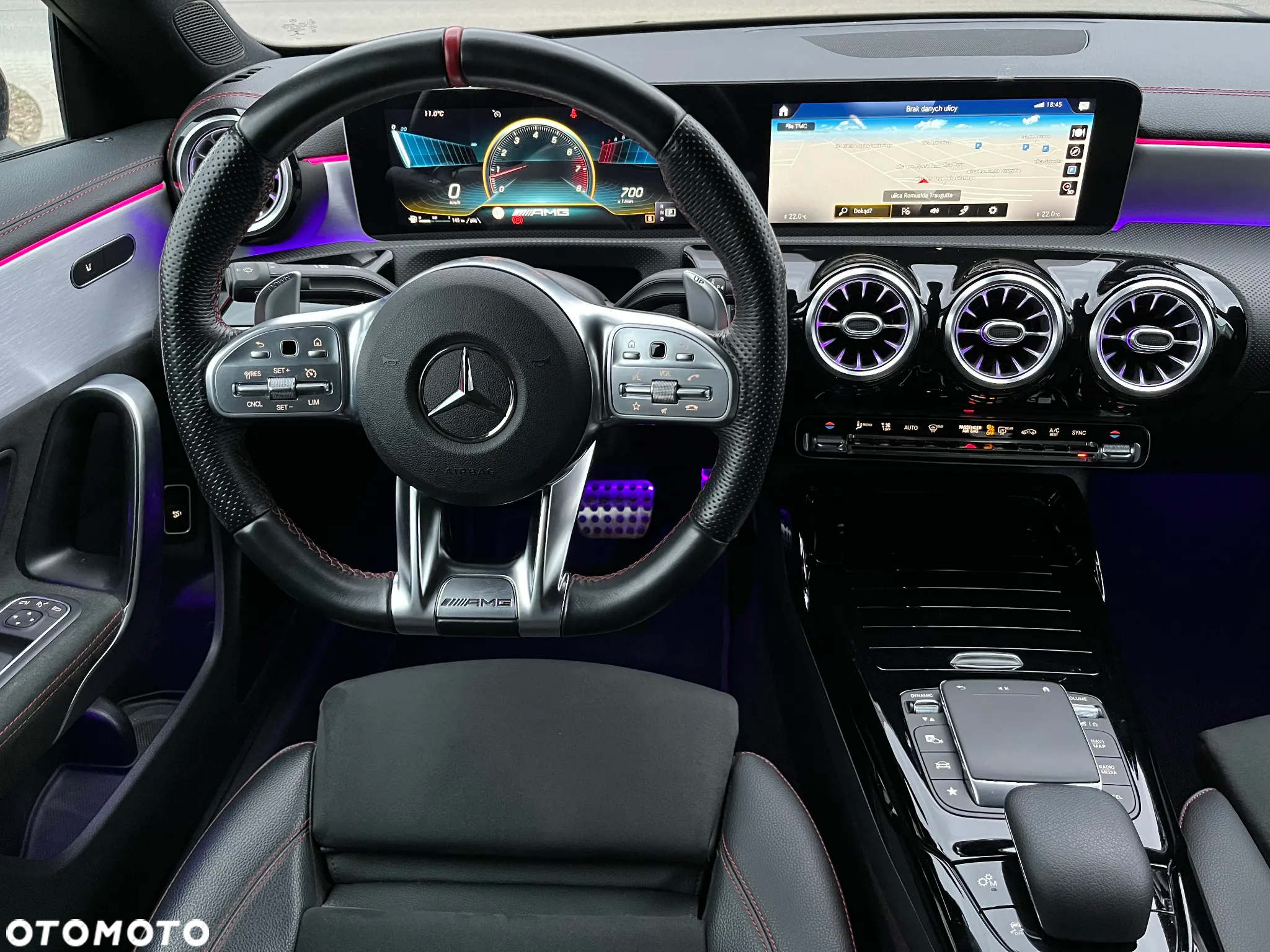 Mercedes-Benz CLA AMG 35 4-Matic 7G-DCT - 24