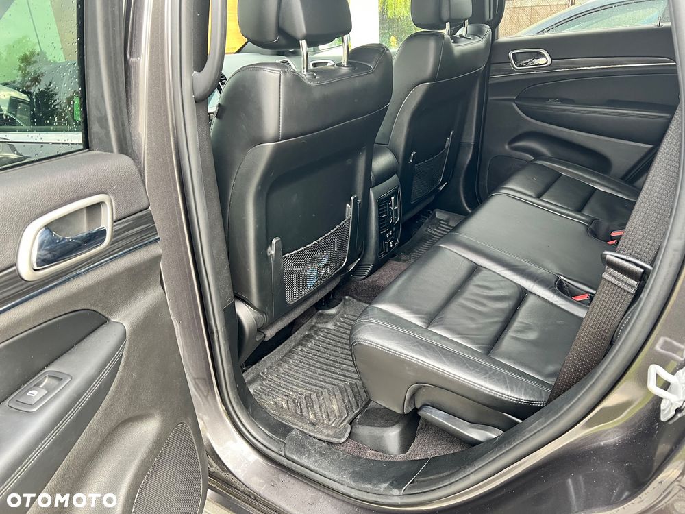 Jeep Grand Cherokee - 8