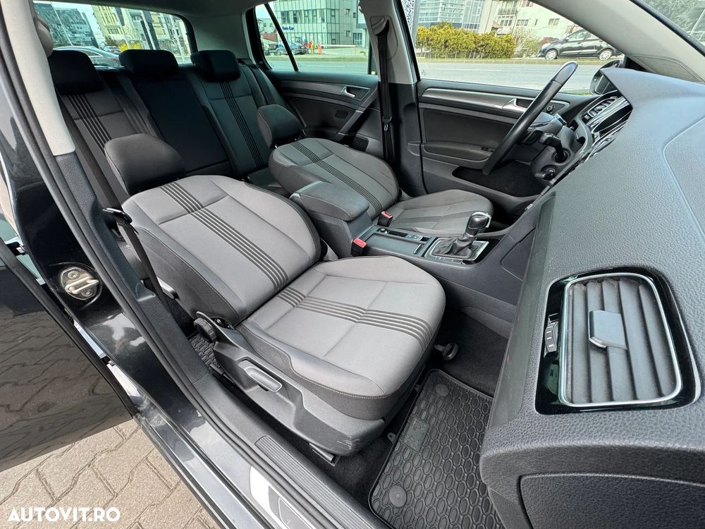 Volkswagen Golf 1.6 TDI BlueMotion Technology DSG Allstar - 11