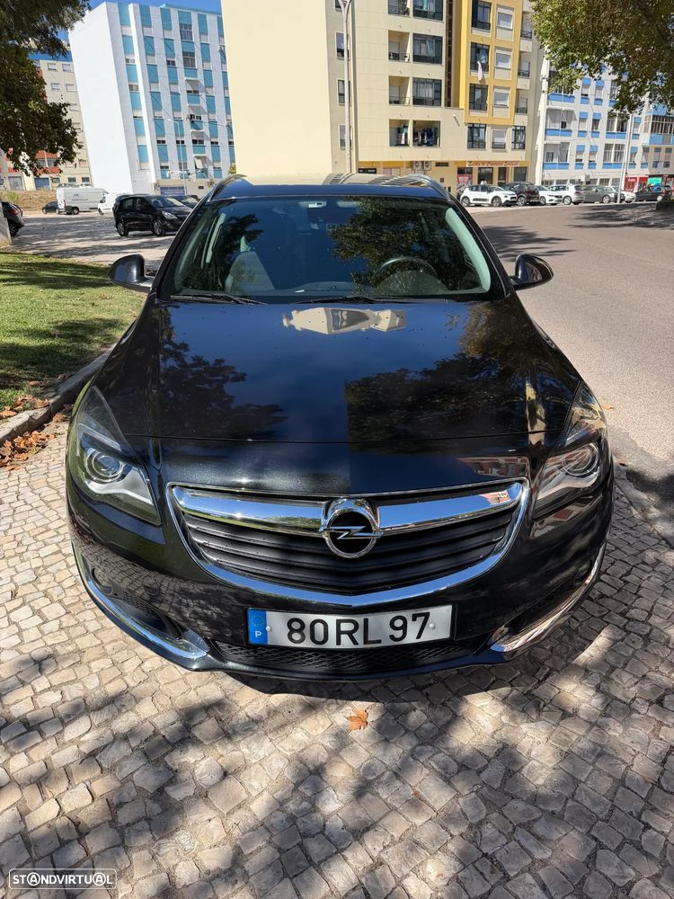 Opel Insignia Sports Tourer - 2