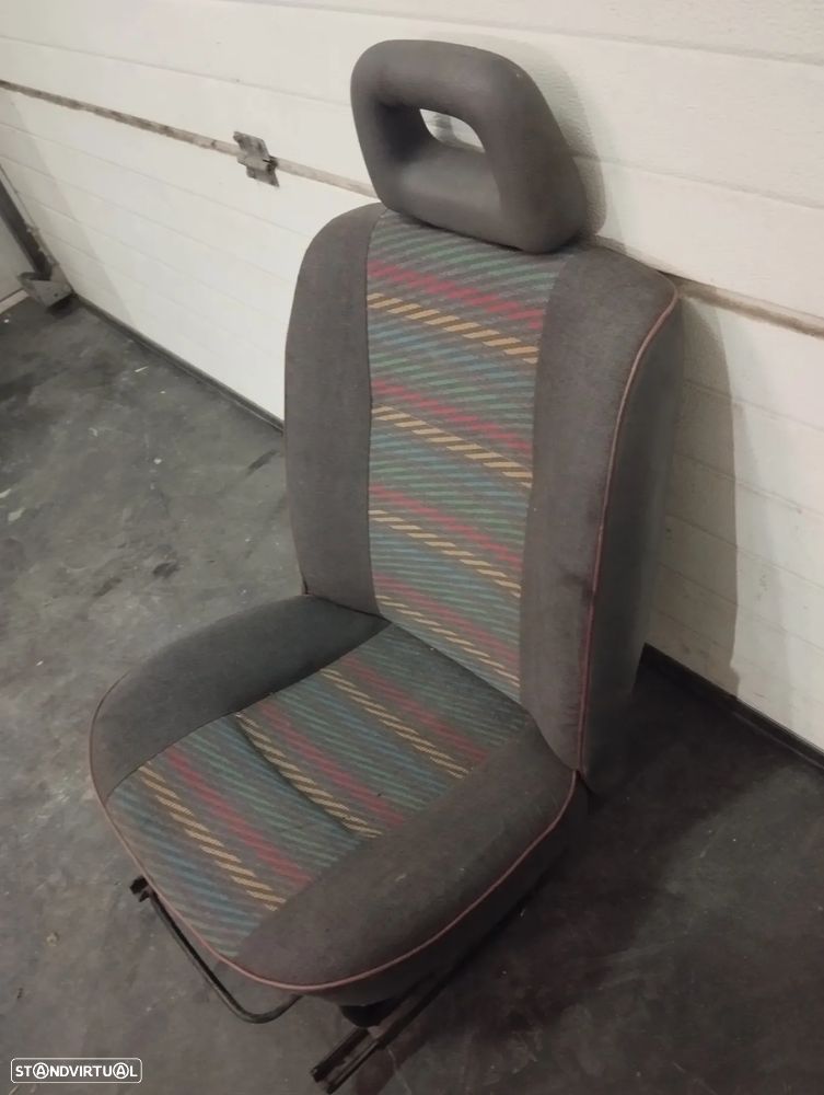 CONJUNTO DE BANCOS FRENTE RENAULT EXPRESS / SUPER 5 - 5