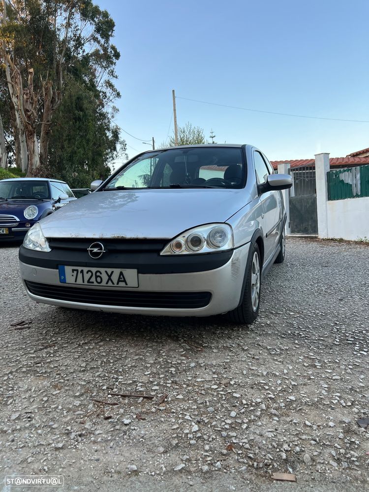 Opel Corsa 1.3 CDTI Essentia - 1
