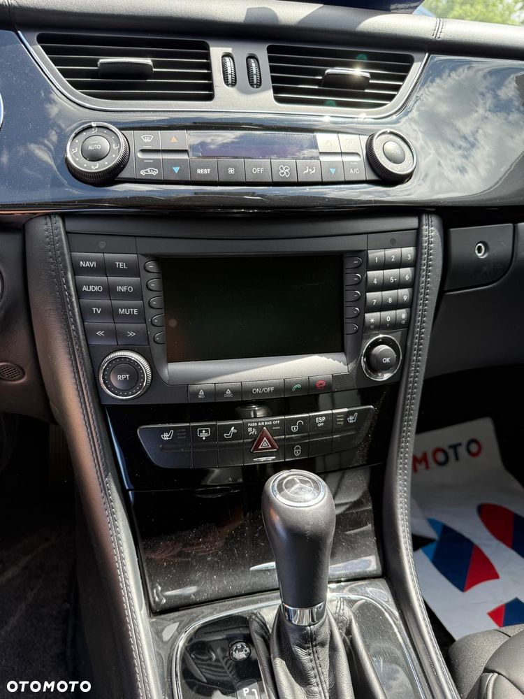 Mercedes-Benz CLS 500 - 35