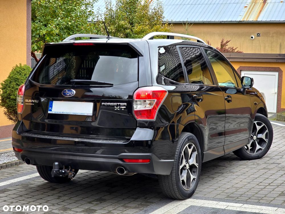 Subaru Forester 2.0XT Platinum Lineartronic - 10