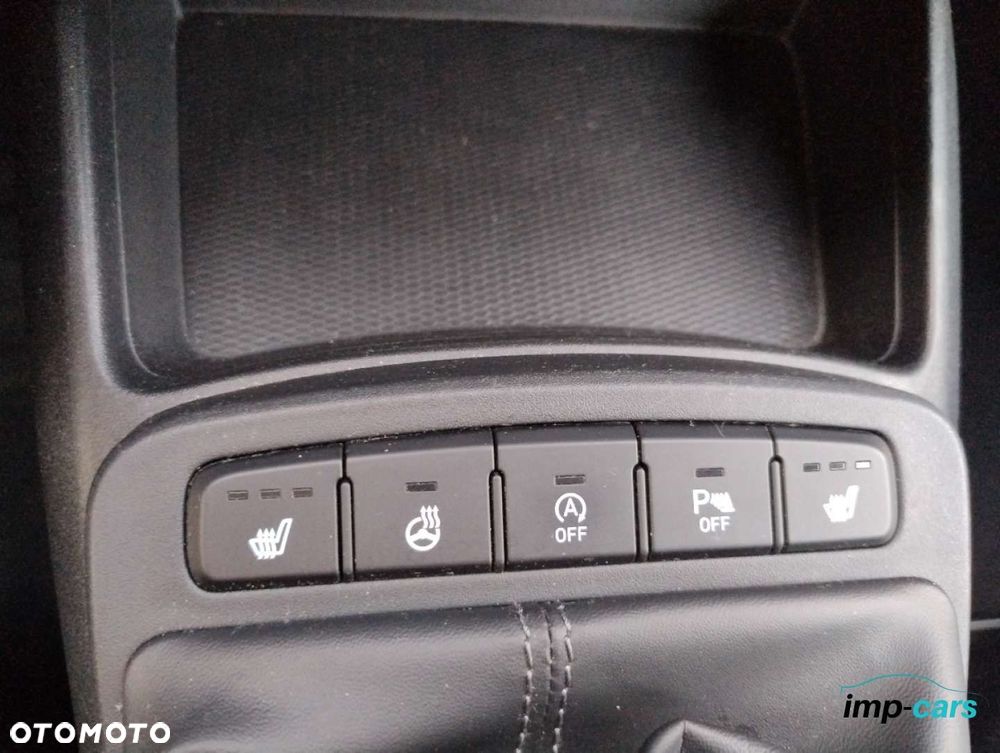 Hyundai i10 - 11