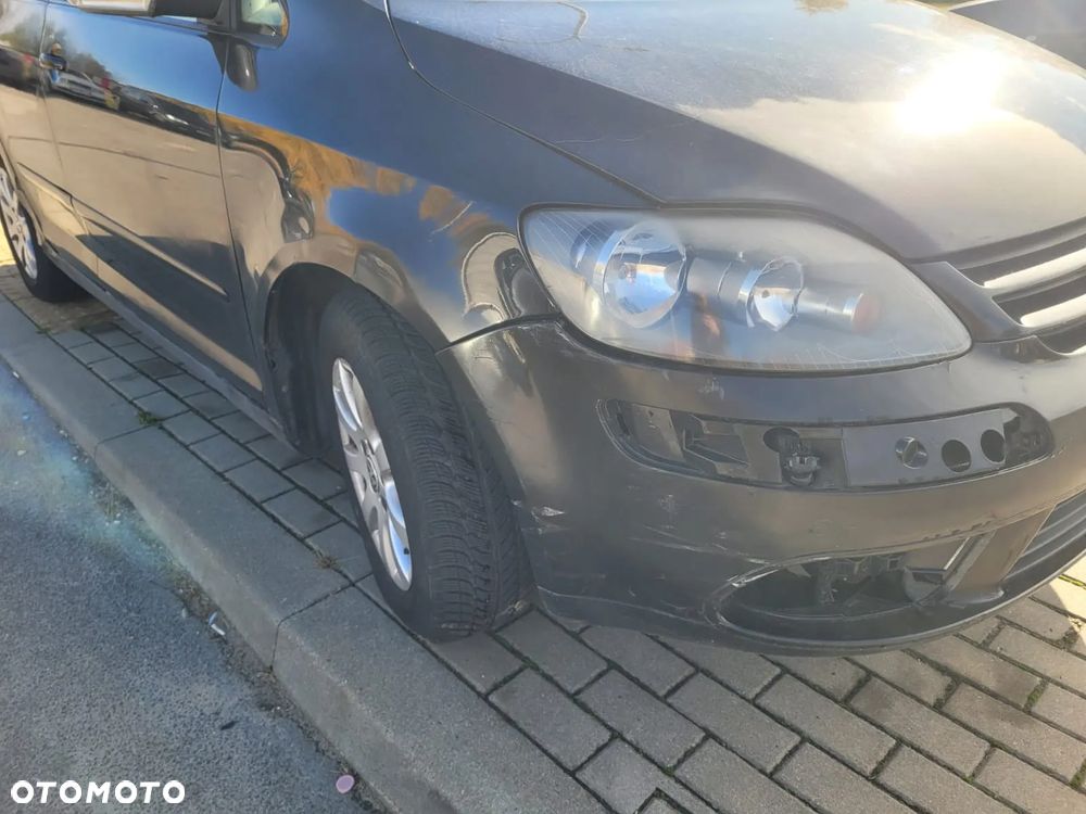 Volkswagen Golf Plus 2.0 TDI Comfortline DSG - 21
