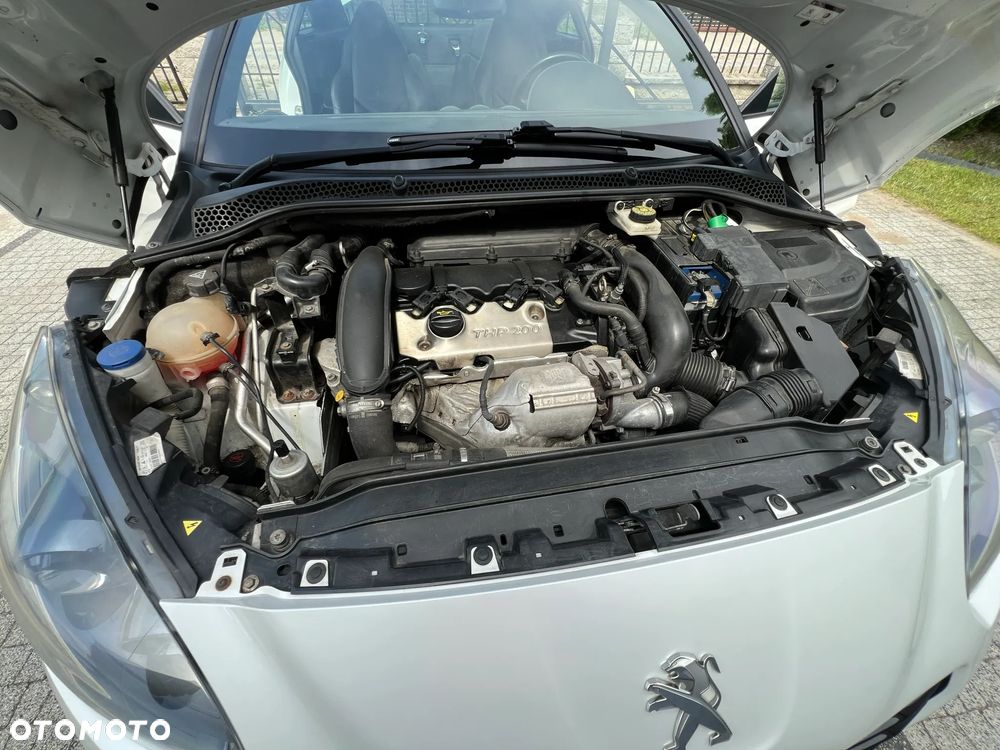 Peugeot RCZ 1.6 THP - 15