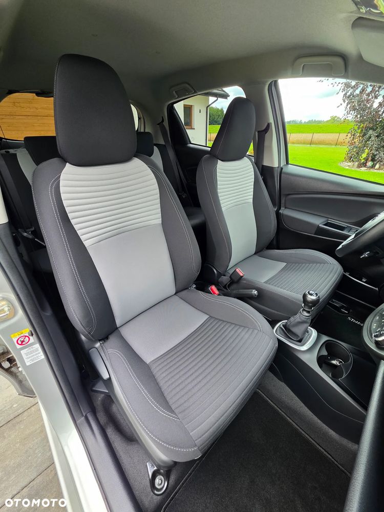 Toyota Yaris - 24