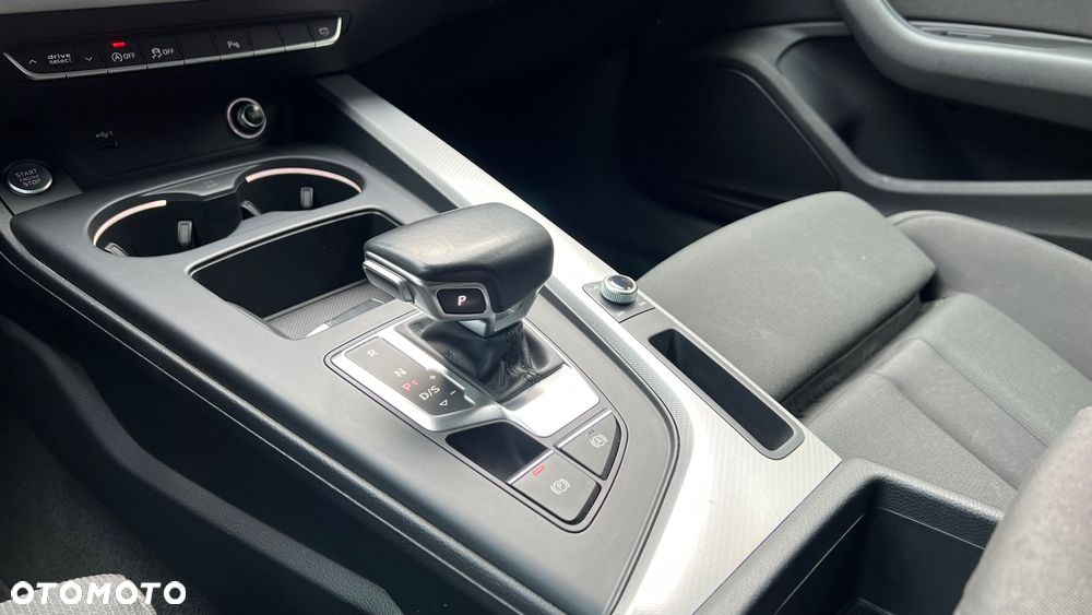 Audi A4 Avant 40 TDI Quattro S tronic - 7