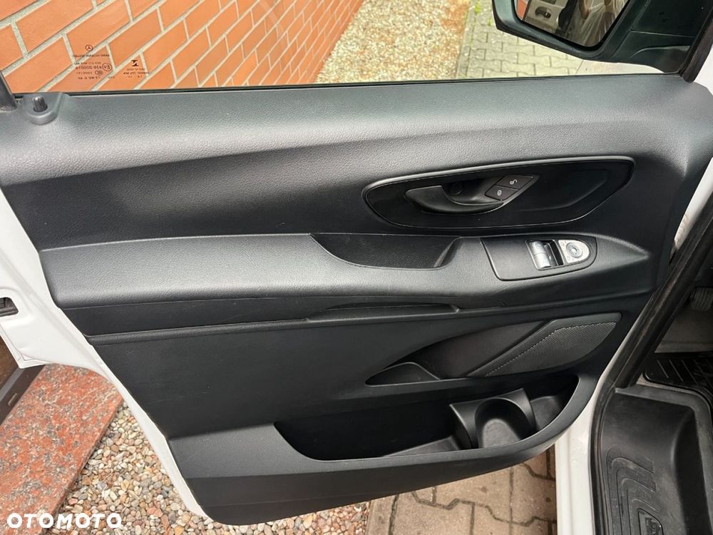 Mercedes-Benz Vito - 15