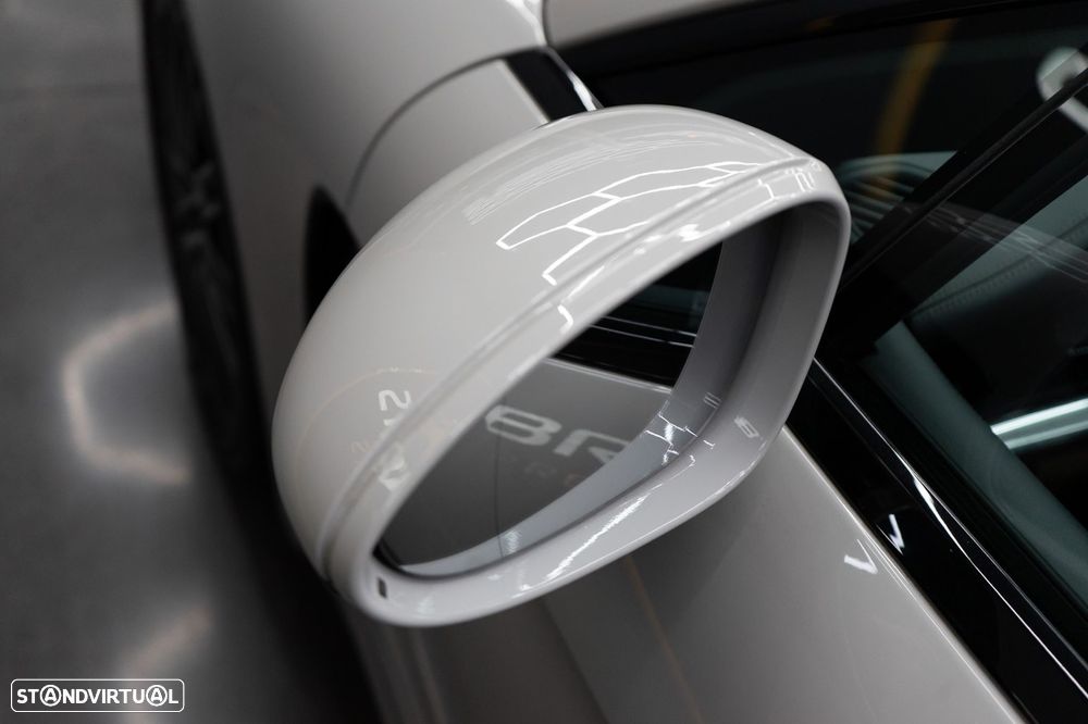 Porsche Panamera 4 E-Hybrid - 29