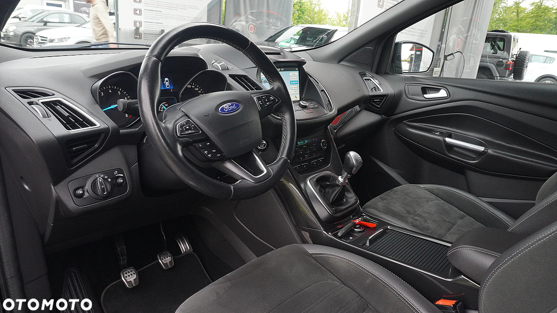 Ford Kuga 1.5 EcoBoost FWD ST-Line ASS - 27