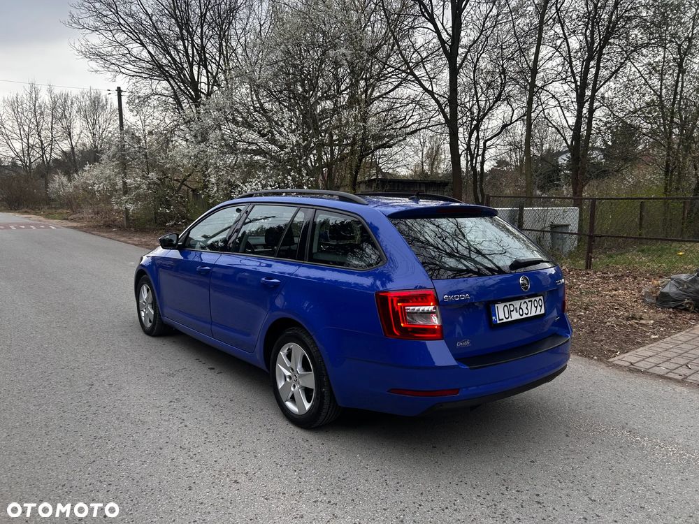 Skoda Octavia 1.5 TSI G-TEC DSG Active - 8